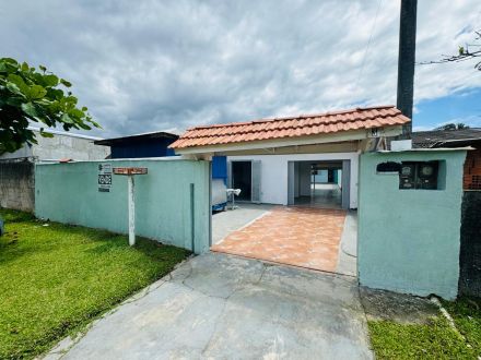 CA146 - CASA ALVENARIA COM PISCINA - BALNEÁRIO PRAIA GRANDE - MATINHOS